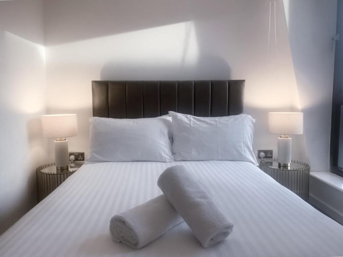 Morland Apartments - Ромфорд Экстерьер фото